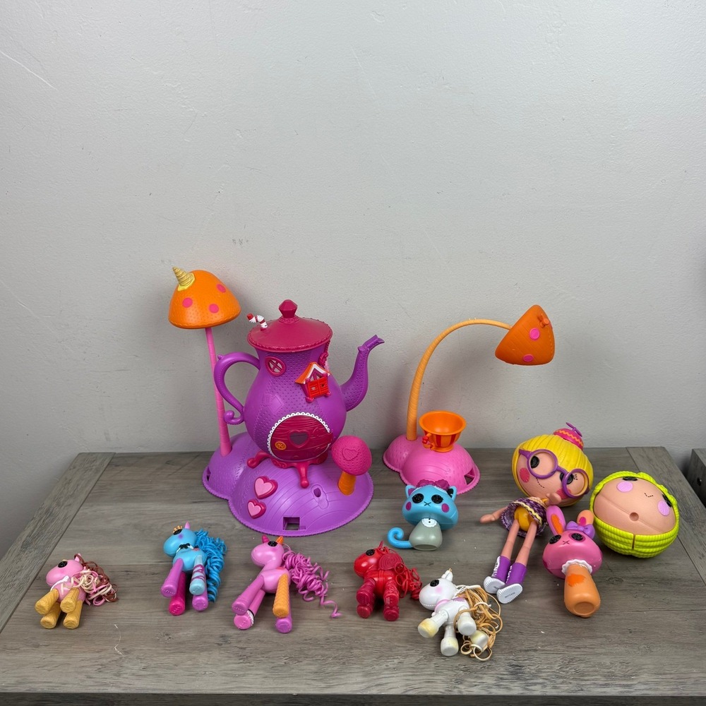 Lalaloopsy Teapot House Playset MGA Kids Purple Pink Pony Doll Lot of 11